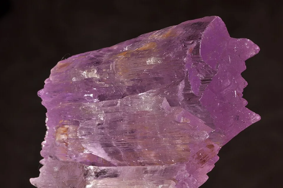 KUNZITE